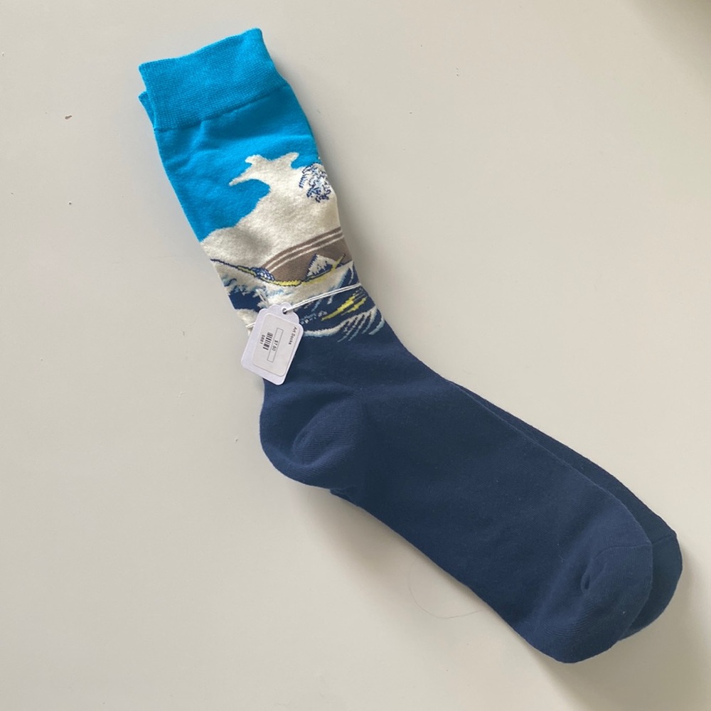 Tsunami Art Socks
